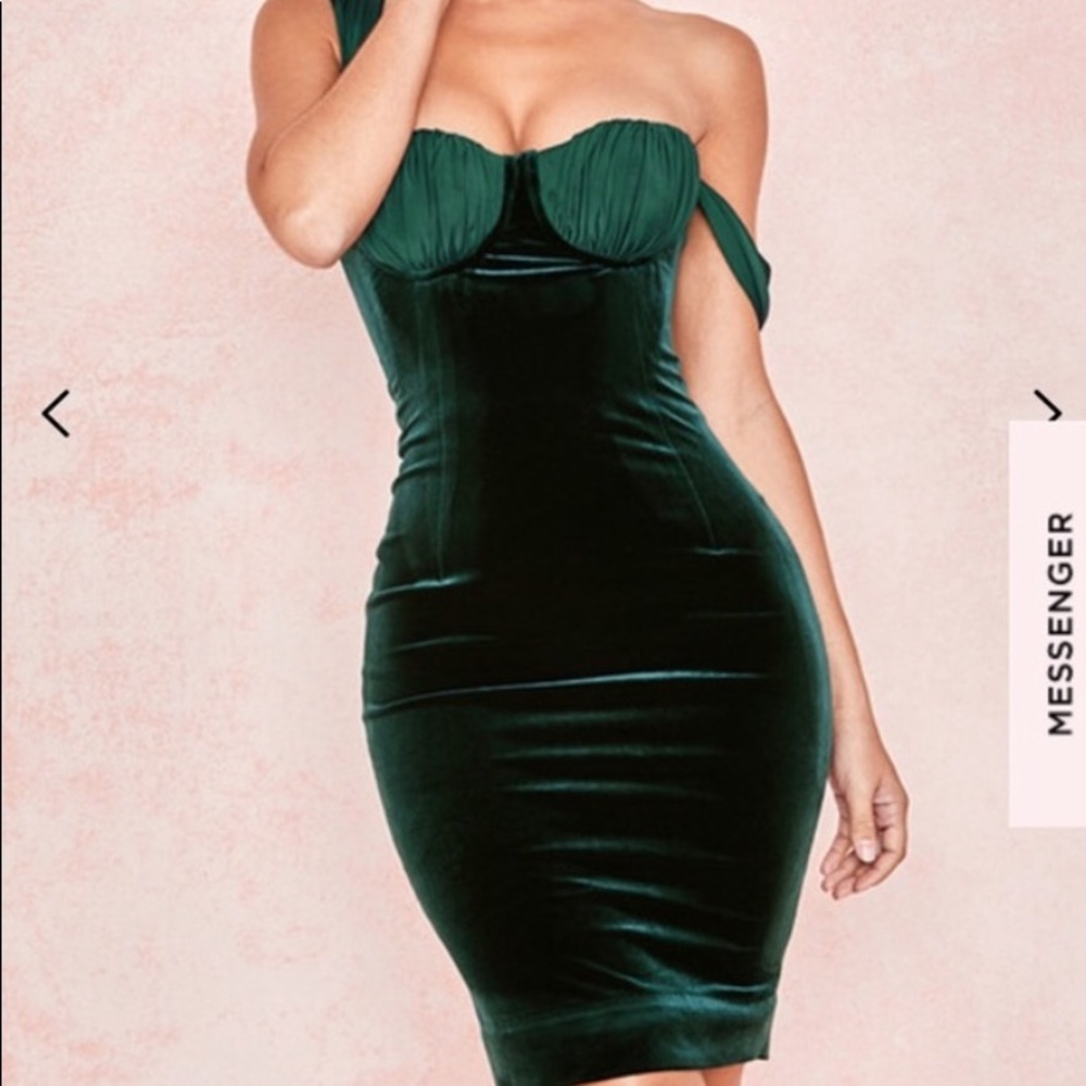 House Of CB Eleanora green velvet dress 💚